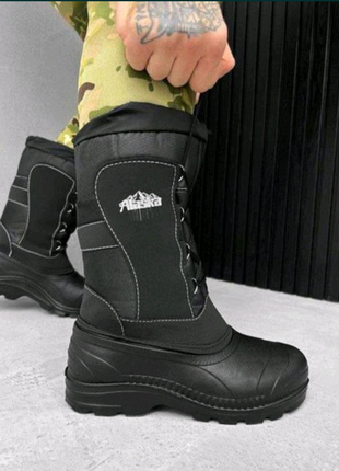 Теплі водонепроникні гумові чоботи на шнурівці