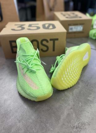 Кроссовки adidas yeezy boost 350 v2 glow зеленые