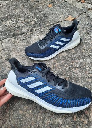 Легкие беговые кроссовки кросівки adidas solar boost bt