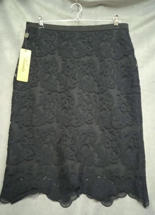 Черная кружевная юбка на плотной основе, р.50,52 (маломерит)