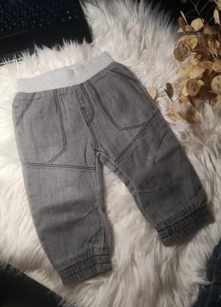 Джинсы штаны на 6-9 месяцев штанишки