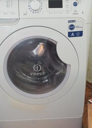 Люк стиральной машины Indesit