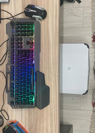 Клавіатура хоко ідеальний стан RGB підсвітка в комплекті мишка