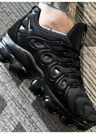 Мужские кроссовки Nike Air VaporMax Plus Black, черные кроссов...