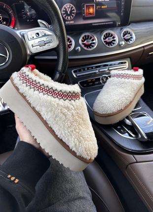 Зимние женские ботинки ugg tasman platform heritage braide