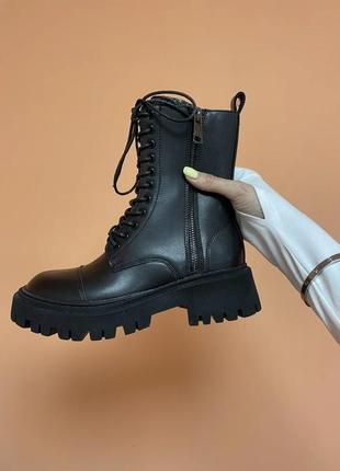 Женские ботинки balenciaga tractor matte