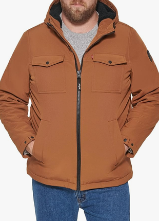 Мужская утепленная куртка levi's soft shell на шорпе размер 3xl