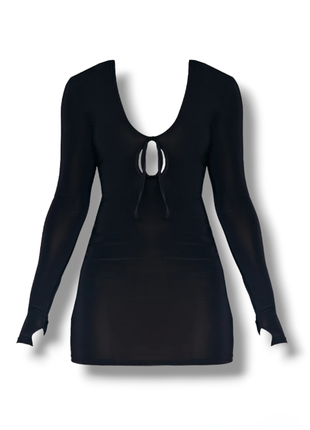 Черное платье с длинными рукавами и завязками спереди от plt