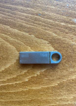 USB флешка Goodram 16GB