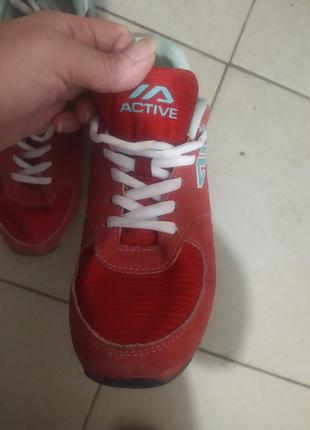 Кросівки червоні для чоловіка чи жінки спорт