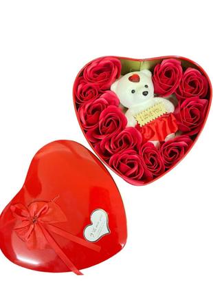Подарунковий набір Ведмедик із трояндочками в коробочці серце