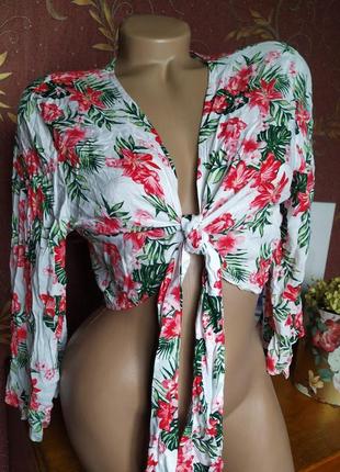 Летняя блуза топ с цветочным принтом от primark