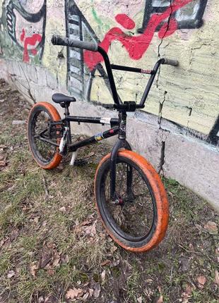 Продам бмх кастом,Bmx