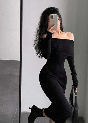 Платье из плотного рубчика с открытыми плечиками черный