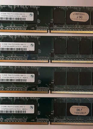 Оперативна пам'ять  Hynix DDR2 512MB 533Mhz 1Rx8 PC2-4200U-444-12