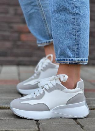 Кросівки жіночі біло сірі