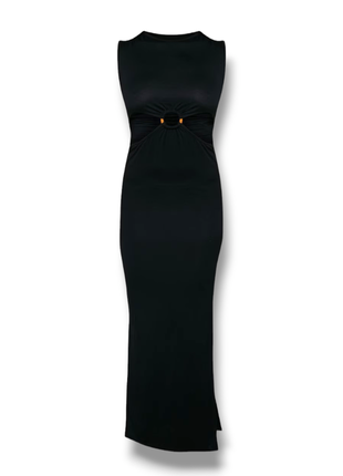 Черное трикотажное платье макси с кольцом и вырезами от plt