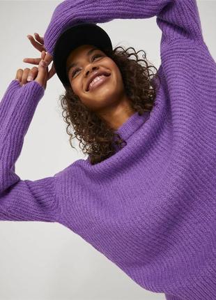 Фиолетовый теплый качественный свитер от премиального бренда j...