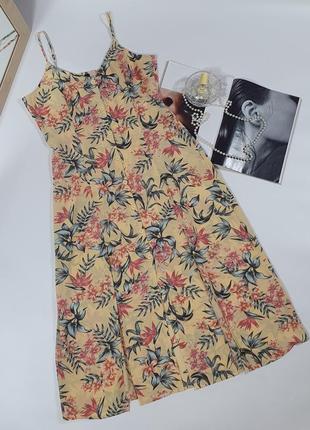 Літня сукня міді
