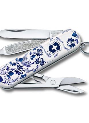 Нож Victorinox Сlassic LE "Porcelain Elegance"