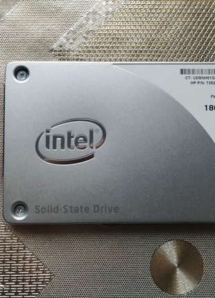 Ssd 2.5" Sata3 180 Gb Intel