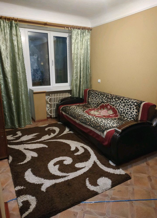 Продам уютную, 2 комнатную, малогабаритную квартиру на Одесской.