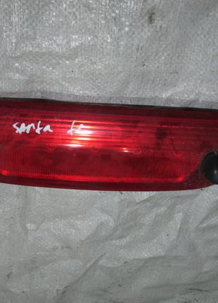 Ліхтар в кришку багажника Hyundai Santa FE 2 2006-2012
