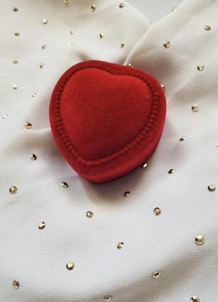 Подарочная шкатулка сердце крссное коробочка для украшений
