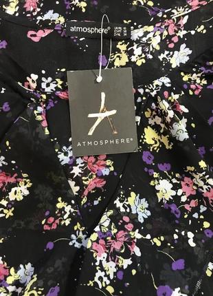 Дуже красива та стильна брендова блузка у квіточках!