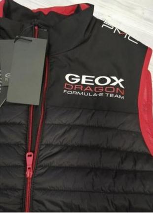 Жилет мужской,бренду geox размер 50
новый