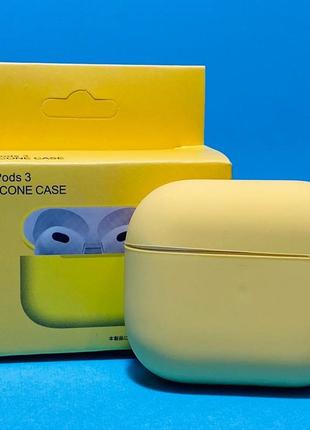 Чехол Silicone Case для AirPods 3 в желтом цвете