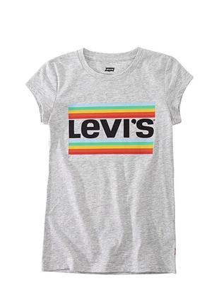 Новая футболка levi's для девочки 6-7 лет