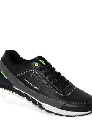Черно-зеленые мужские кроссовки