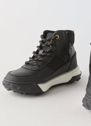 Zara демісезонні ботінки чоботи кросівки хайтопи 34, 36 розмір...