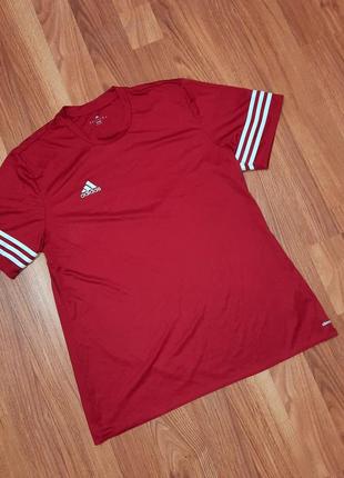 Мужская красная спортивная футболка adidas