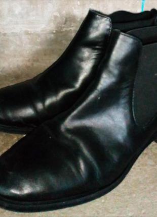 Фірмові жіночі черевики шкіряні ботіки  класика челсі чорні же...