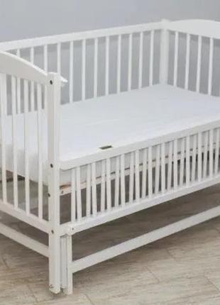 Дитяче ліжко біле