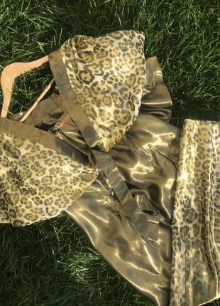 Анималистичный принт леопард платье и накидка
