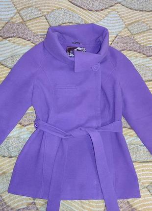 Фиолетовое, сиреневое пальто nui very