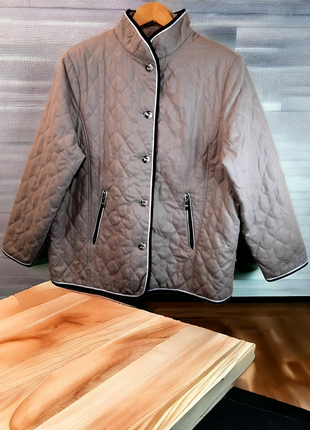 Новая женская демисезонная куртка большого размера