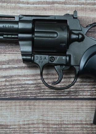 Макет Python, калибр .357 Magnum, Denix