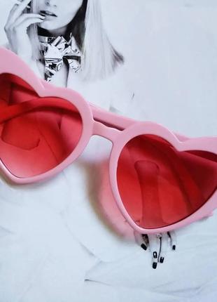 Уценка Женские очки солнцезащитные в форме сердца Розовый