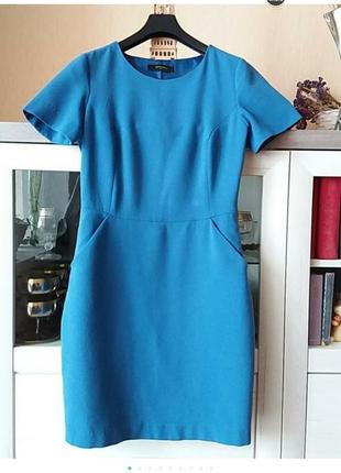 Классическое голубое платье
