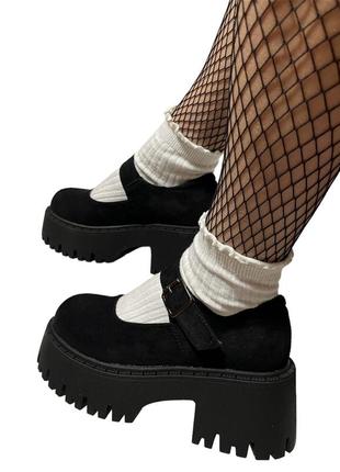 Чорні туфлі в стилі мері джейн із еко-замші