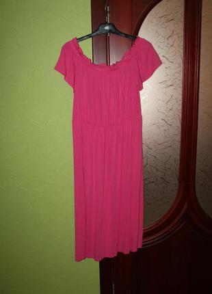 Красивое розовое трикотажное платье миди, 14 размер, наш 50-52...