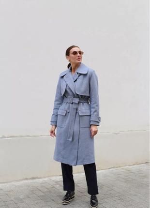 Кашемірове пальто бренду VIRNA