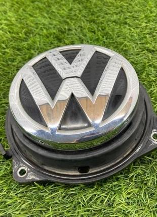 Кнопка відкривання багажника Volkswagen Passat B8 2.0 TDI 2016...