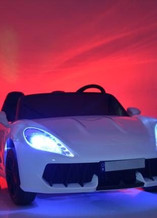 Детский двухместный электромобиль Porsche Cayman (белый цвет)