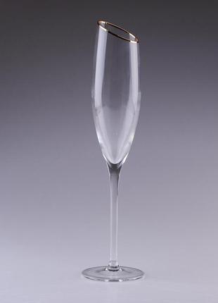 Бокал для шампанского фигурный из тонкого стекла ребристый с з...
