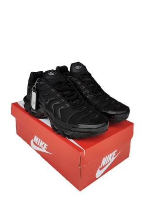 Чоловічі кросівки nike air max plus tn all black
